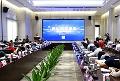 “做企業(yè)不是在戰(zhàn)勝別人，而是在戰(zhàn)勝自己”——董事長(zhǎng)邊程在佛山商道講堂開講